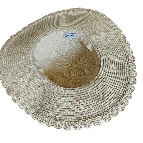 Straw Studios Women Wide brim with beautiful rim  detail - Picture 3 of 6